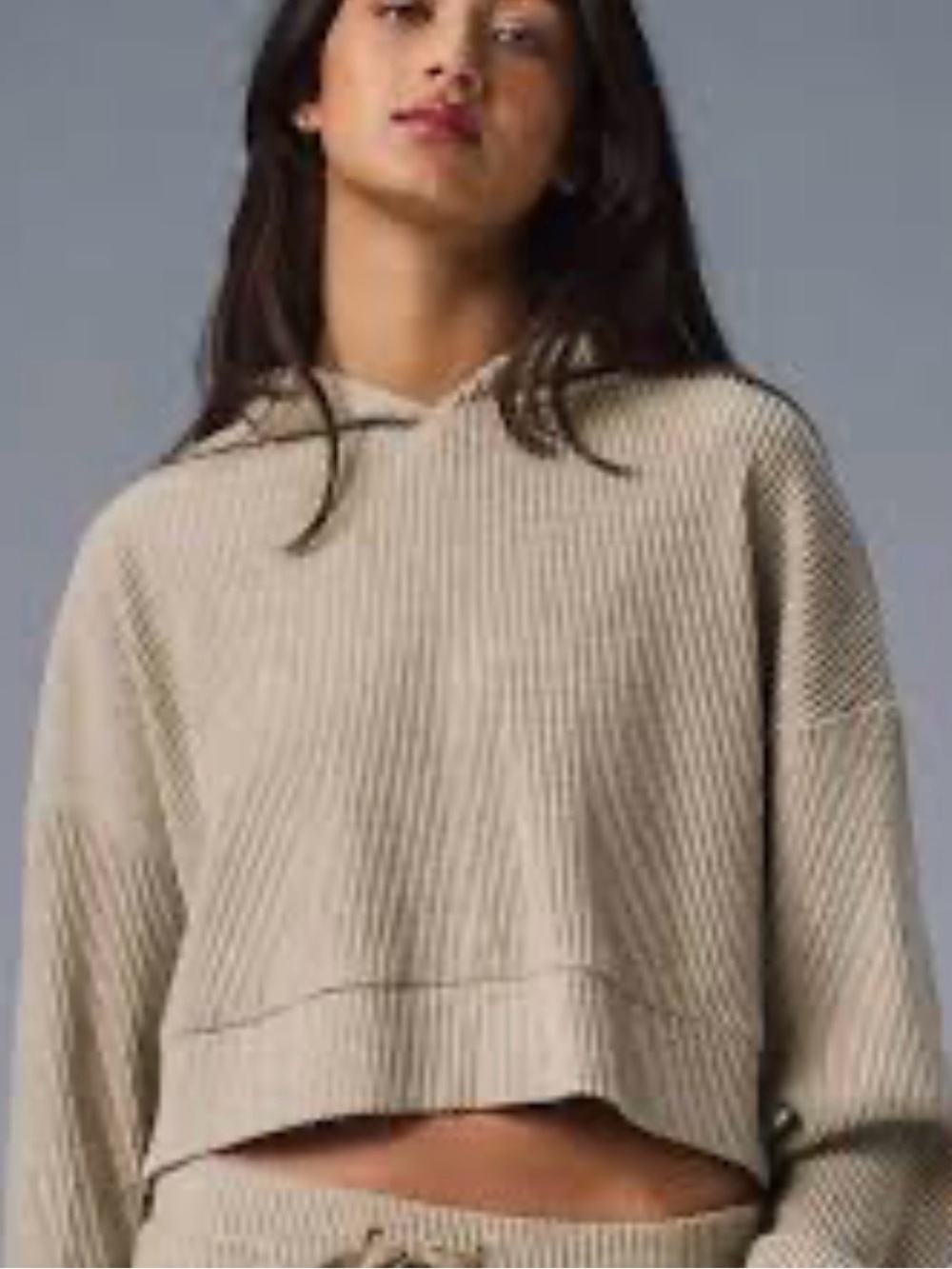 ALO Yoga Cropped Muse Hoodie - Light Taupe